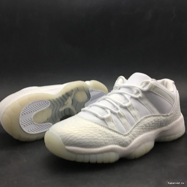 Jordan White 11 897331-100 Air Low Heiress Frost 0710